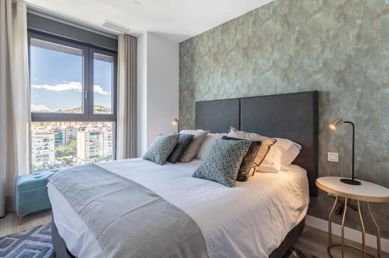 Ansa Beach Apartment - Malaga - Skyline Suite 0*,  إسبانيا