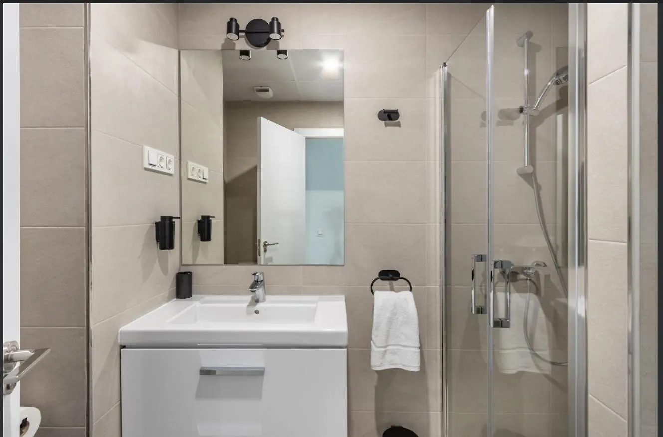 Ansa Beach Apartment - Malaga - Skyline Suite إسبانيا